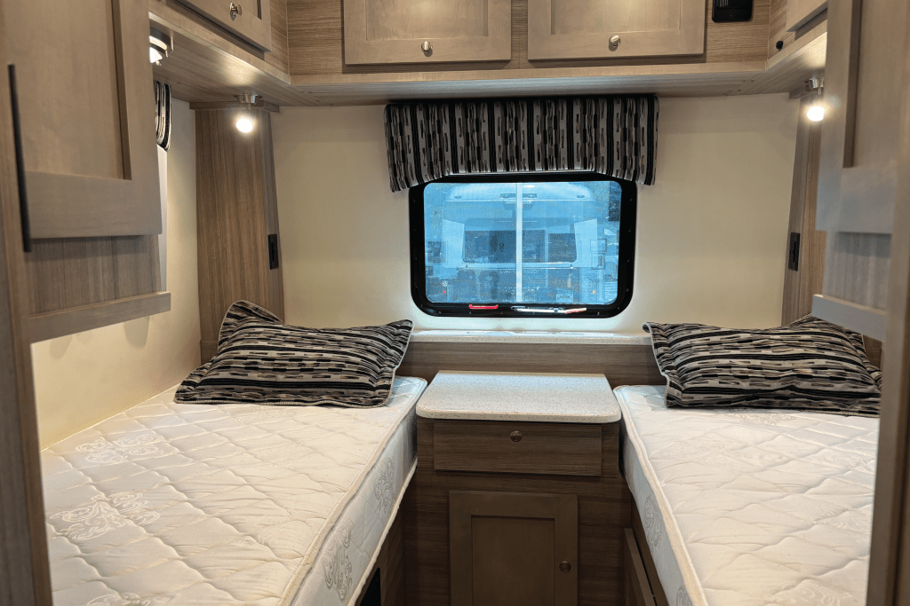 C4669-32