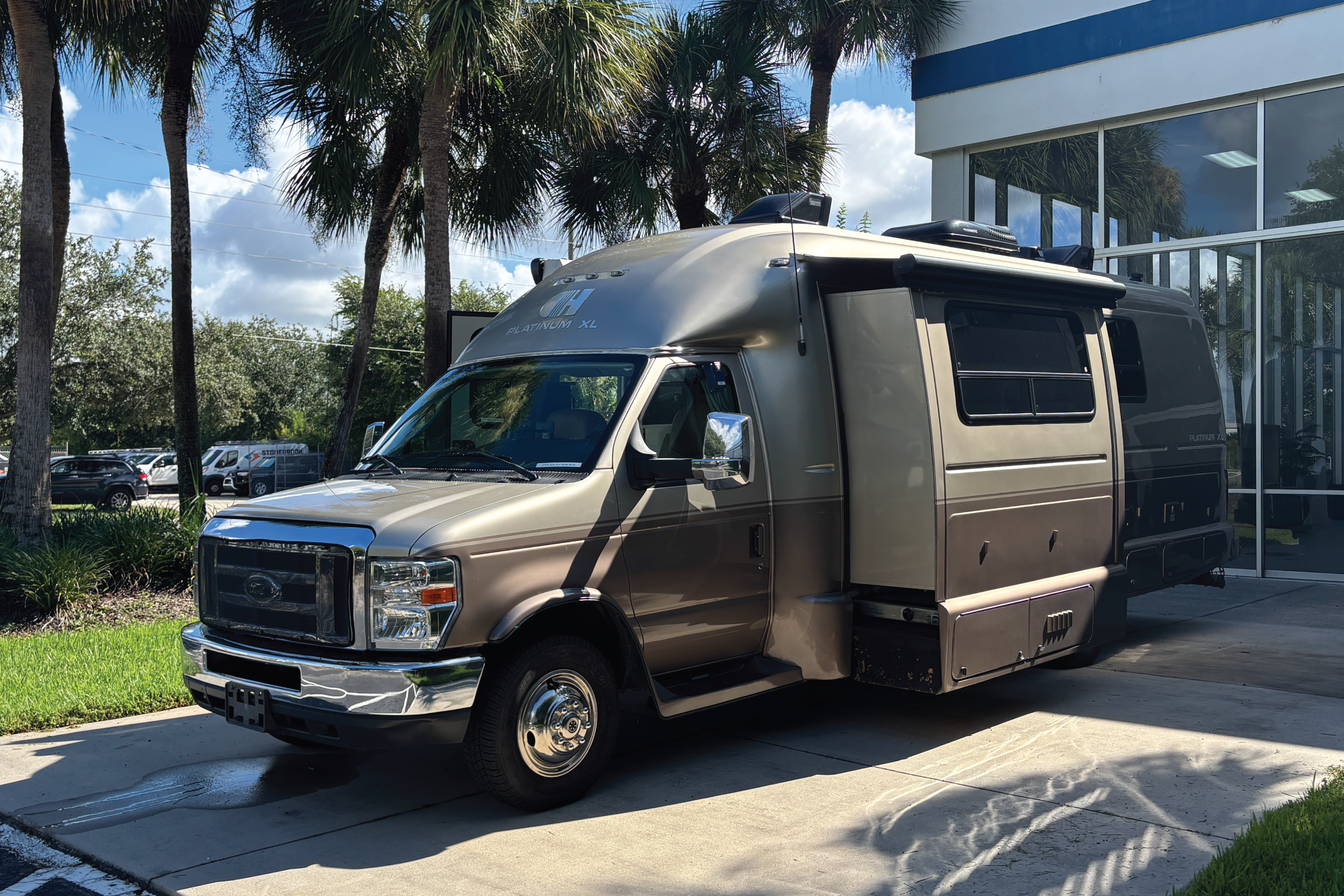 Used 2018 Platinum 261XL RT